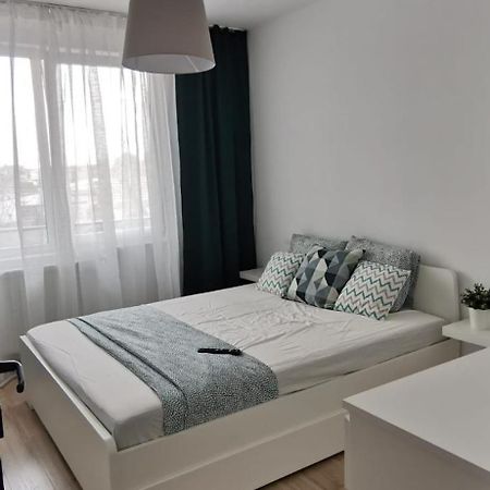 Ferienwohnung Cellini Bukarest Exterior foto